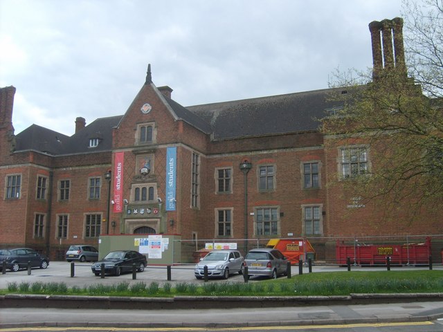 The Guild of Students front entrance on the UoB campus